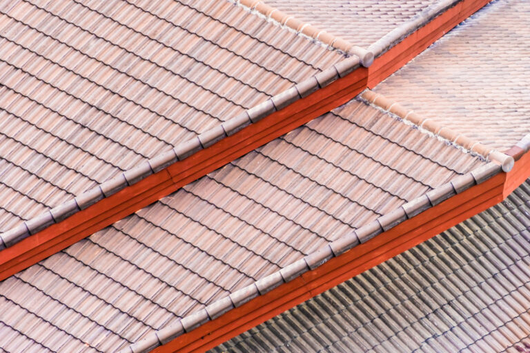 professional roof repair banner
